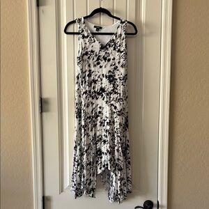 Simply Vera Vera Wang Black and White Asymmetrical Halter Sundress